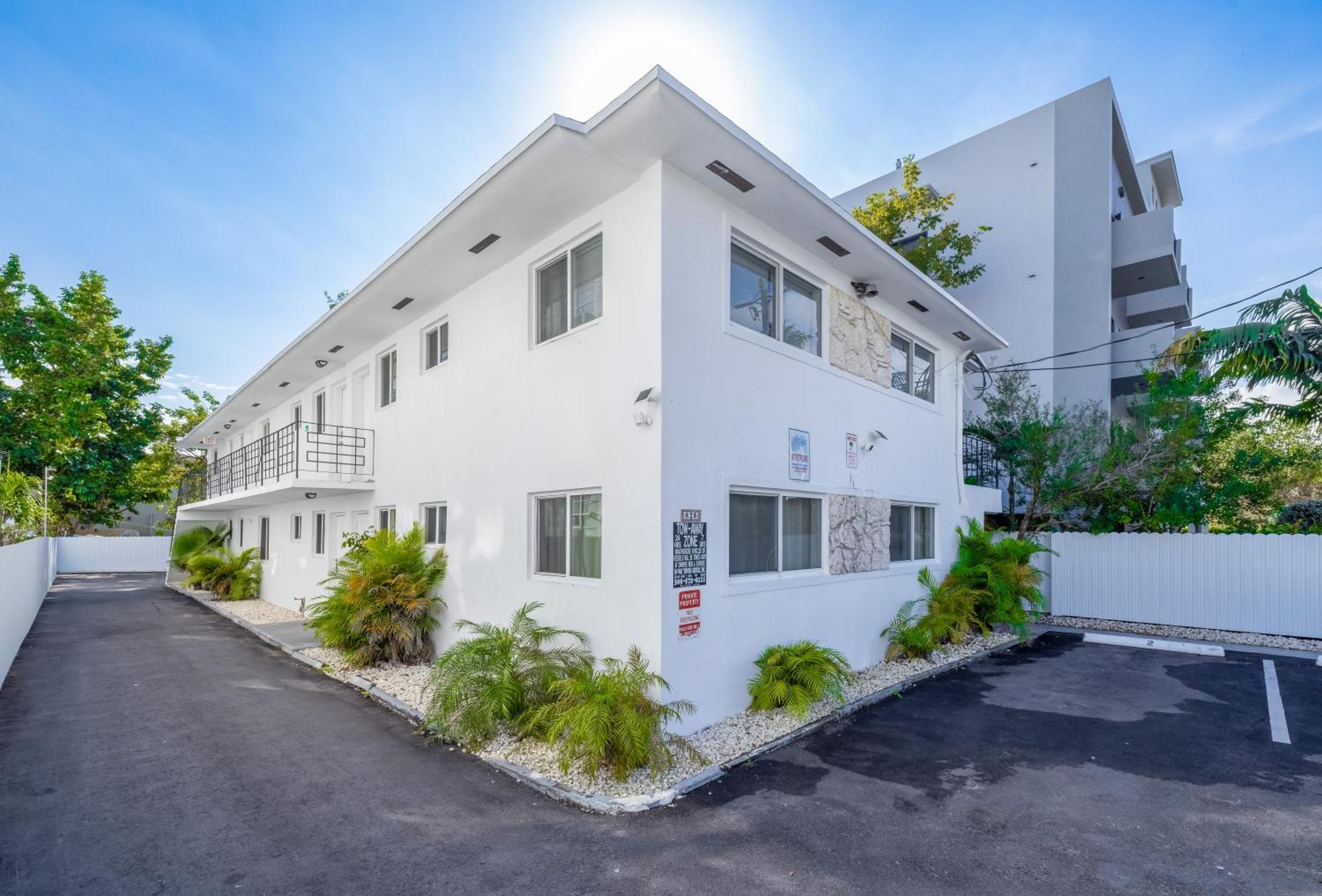 Perfect Retreat Skyline & Garden * Miami